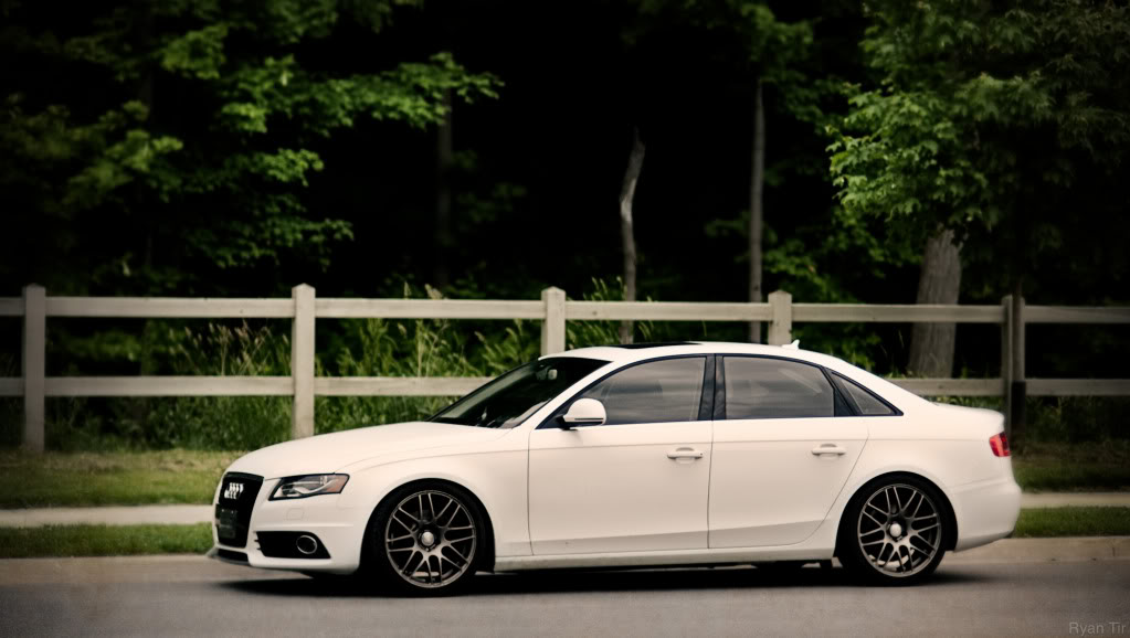 2009 Audi A4 photo