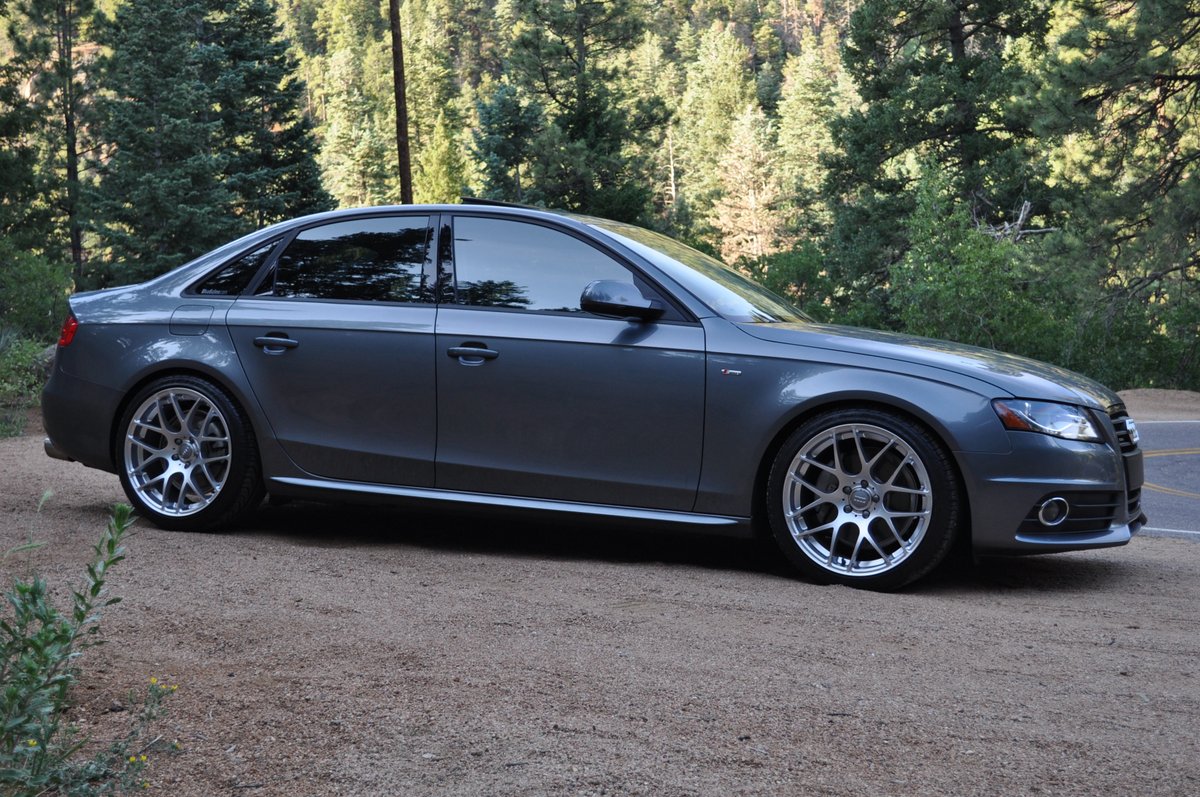 2012 Audi A4 photo