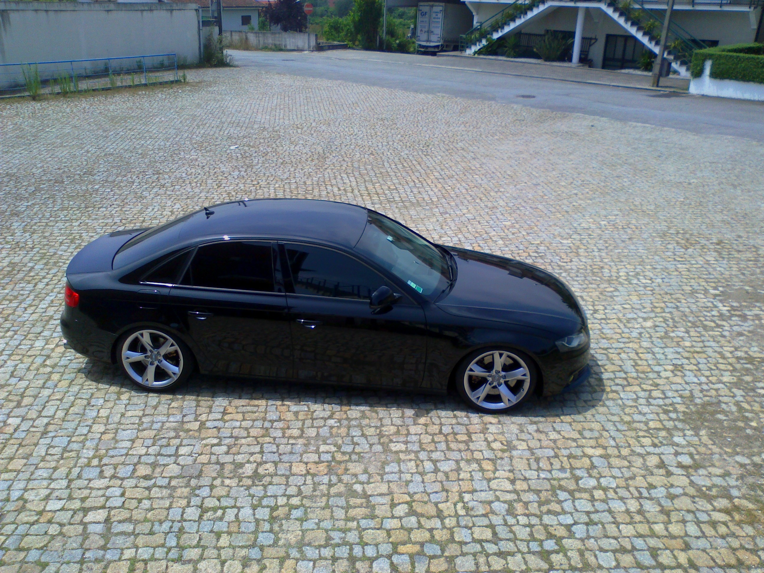 2010 Audi A4 photo