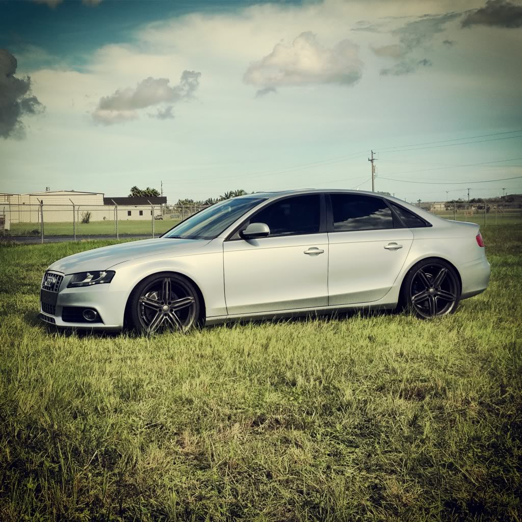 2011 Audi A4 photo