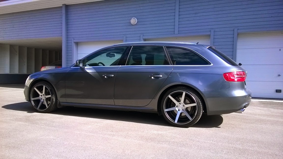 2010 Audi A4 photo