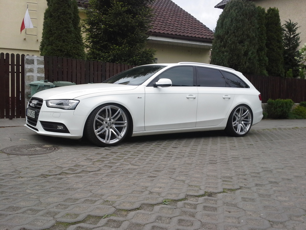 2011 Audi A4 photo