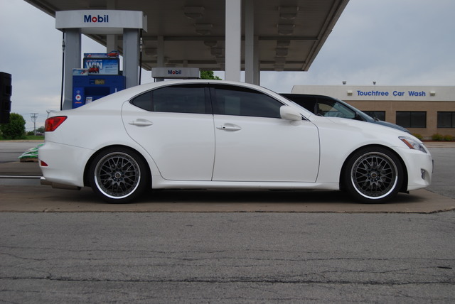 2010 Lexus IS 350 photo