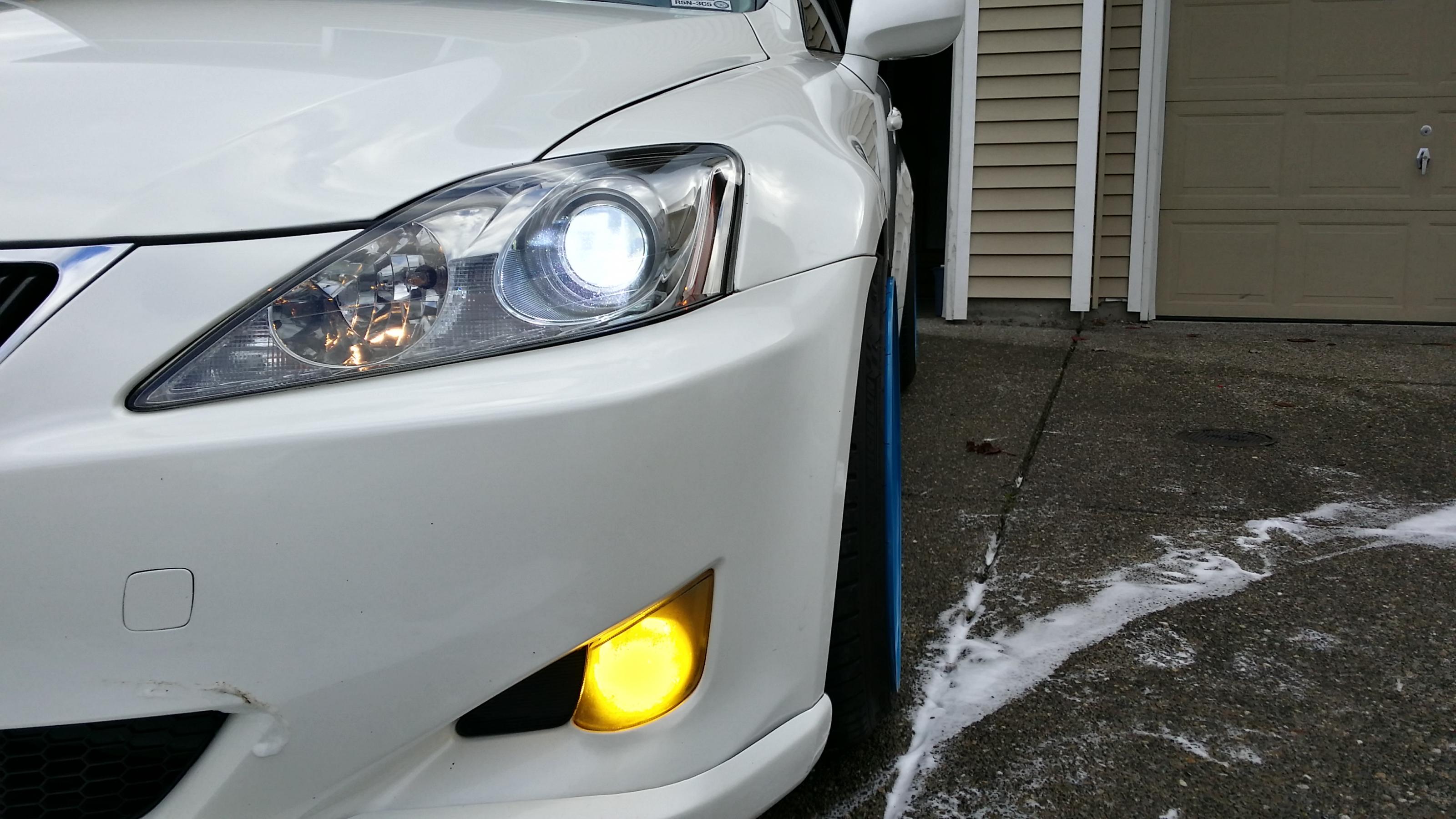 2010 Lexus IS 250 photo