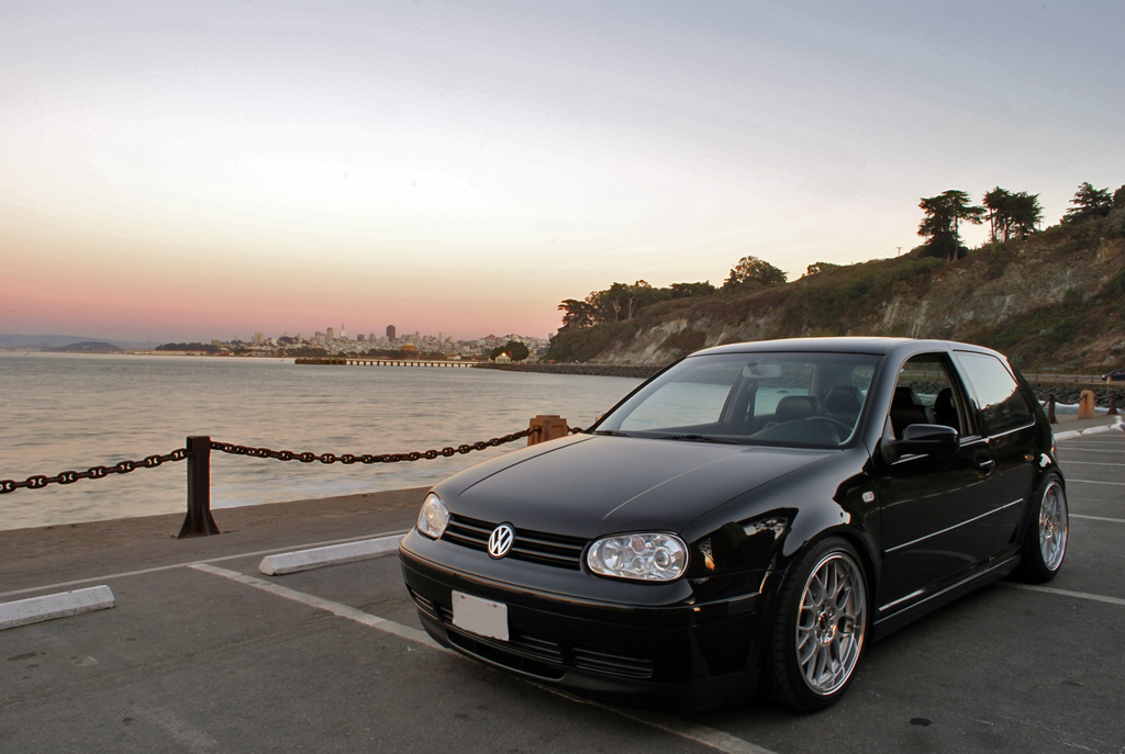 2000 Volkswagen Golf photo