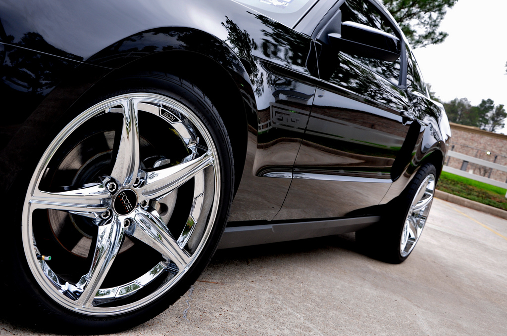 2012 Ford Mustang photo