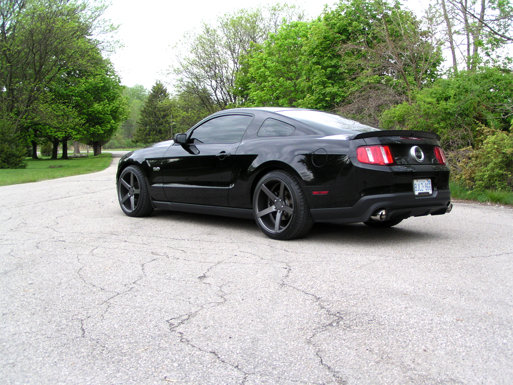 2012 Ford Mustang photo