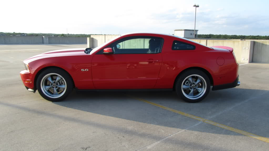 2012 Ford Mustang photo