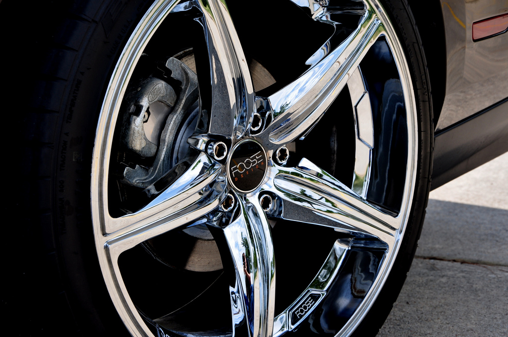 2012 Ford Mustang photo