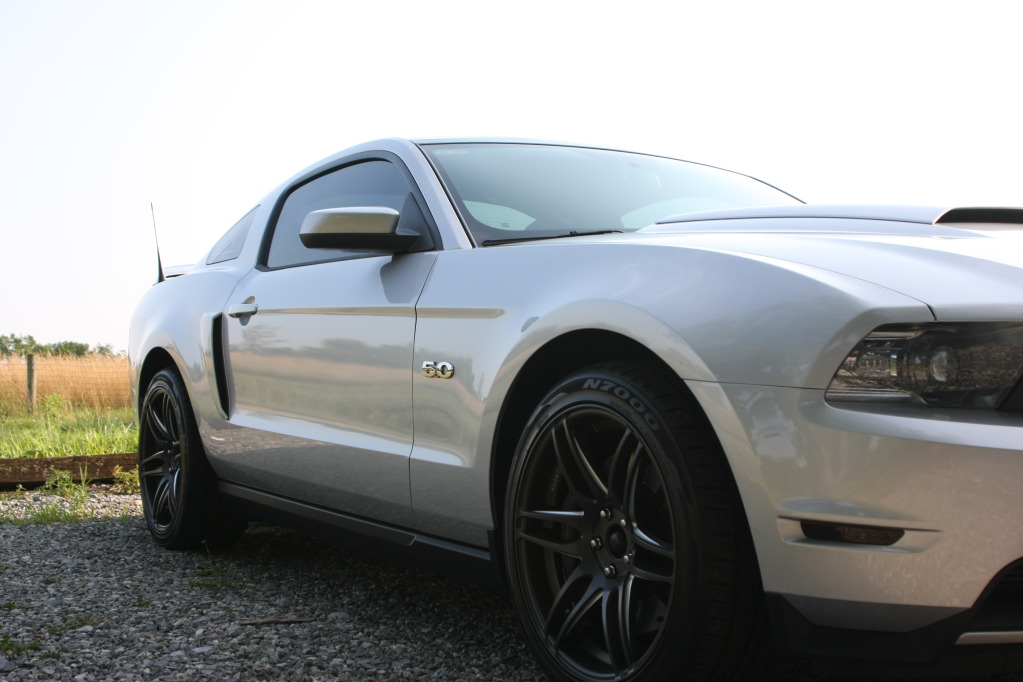 2012 Ford Mustang photo