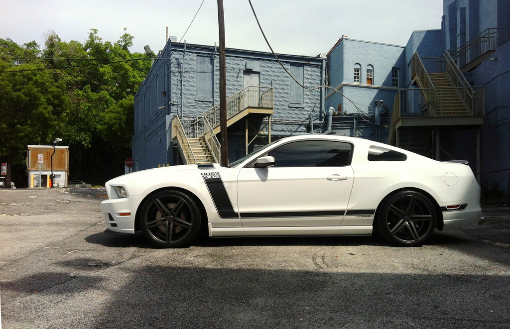 2013 Ford Mustang photo
