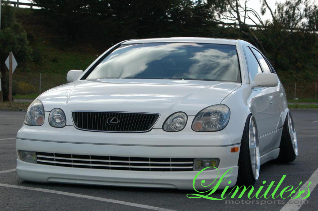 2000 Lexus GS 300 photo