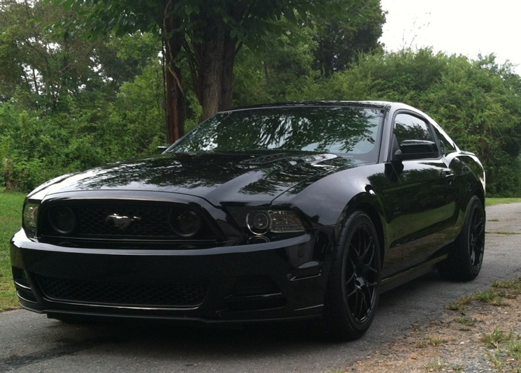 2013 Ford Mustang photo