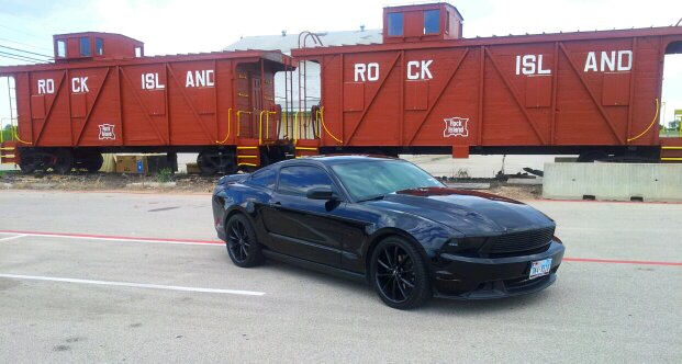 2012 Ford Mustang photo