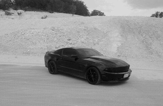 2012 Ford Mustang photo