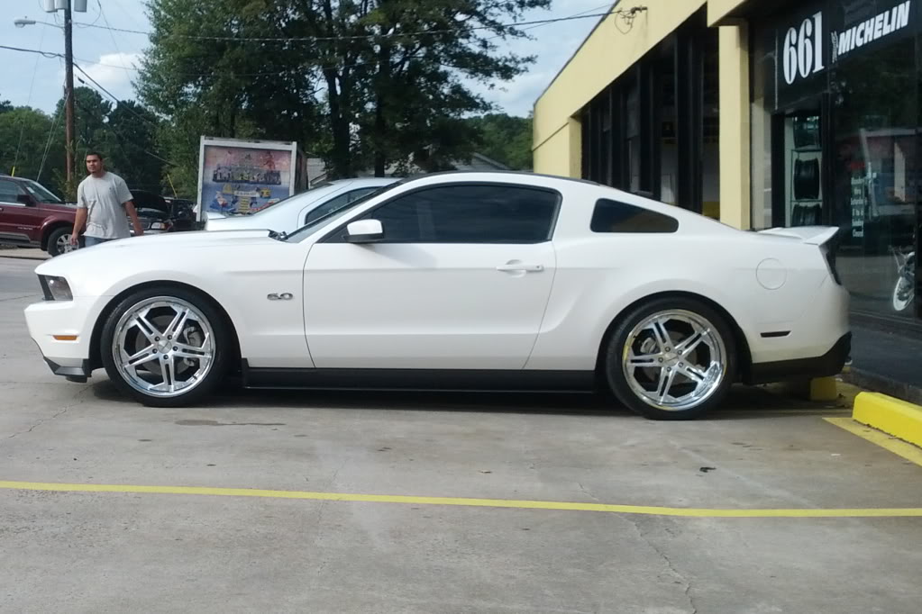2012 Ford Mustang photo
