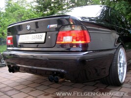2000 BMW M5