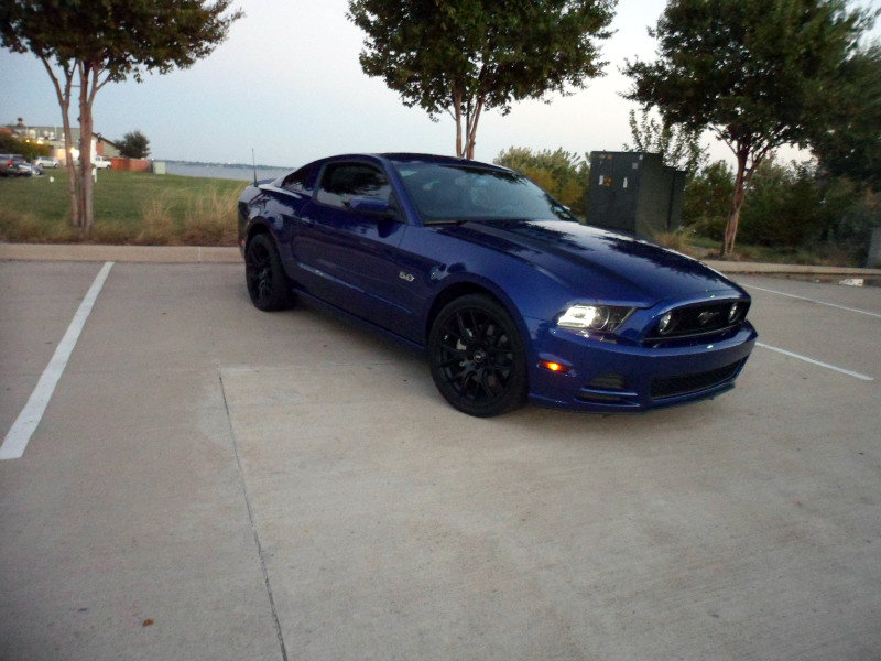 2012 Ford Mustang photo
