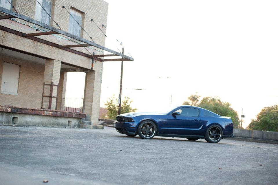 2012 Ford Mustang photo