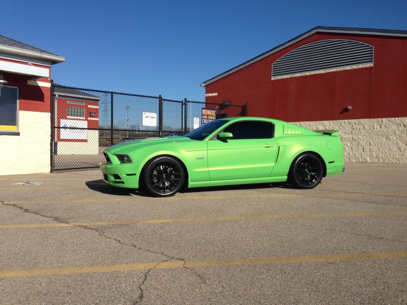 2013 Ford Mustang photo
