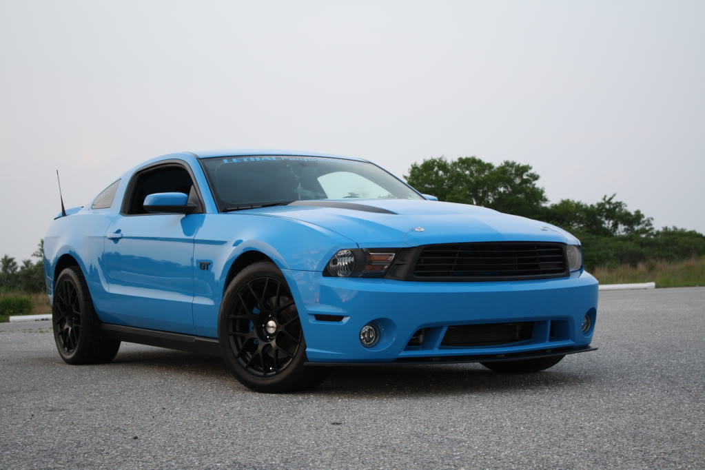 2013 Ford Mustang photo