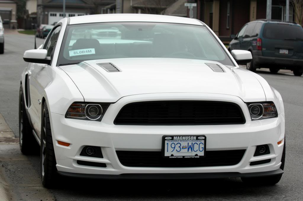 2012 Ford Mustang photo
