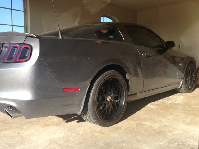 2012 Ford Mustang photo