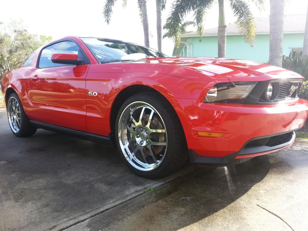 2012 Ford Mustang photo