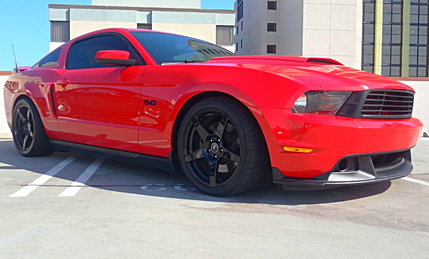 2012 Ford Mustang photo