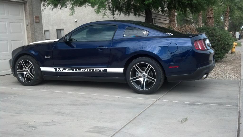 2011 Ford Mustang photo
