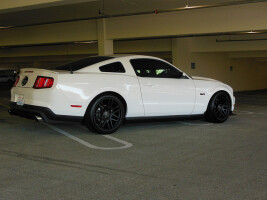 2011 Ford Mustang