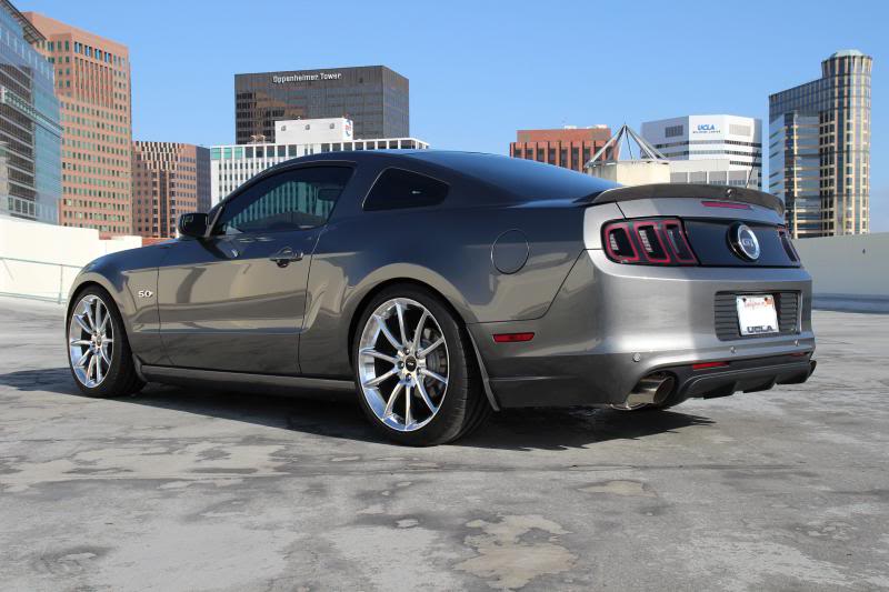 2012 Ford Mustang photo