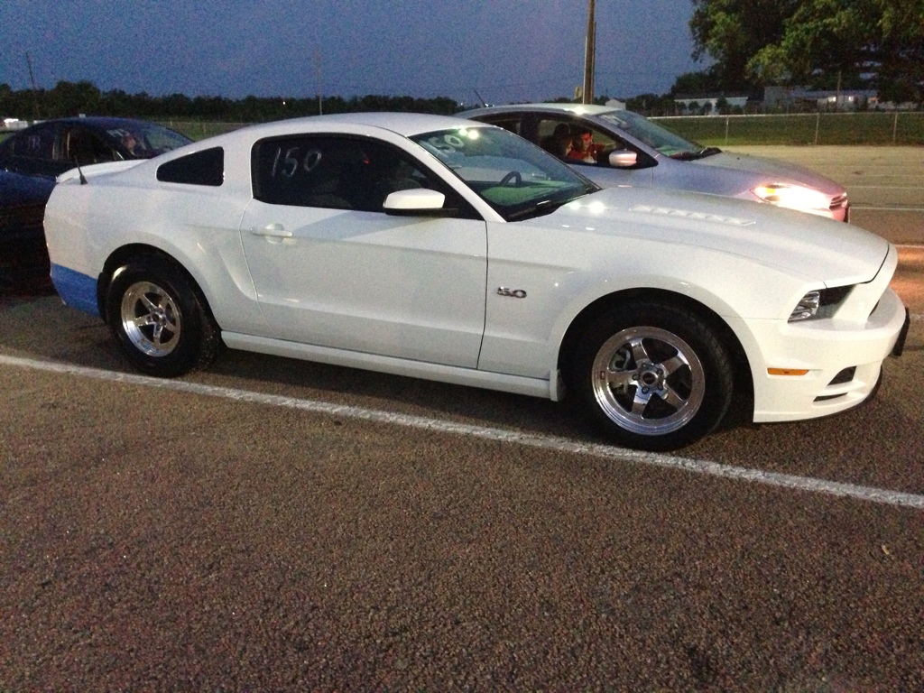 2012 Ford Mustang photo
