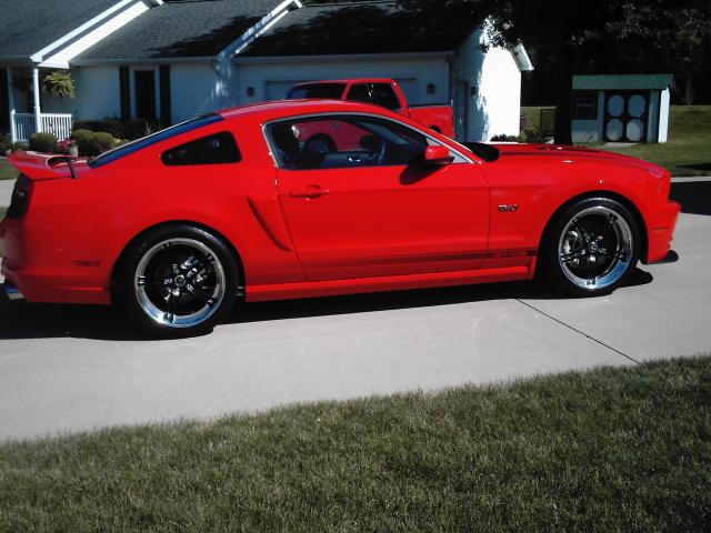 2012 Ford Mustang photo