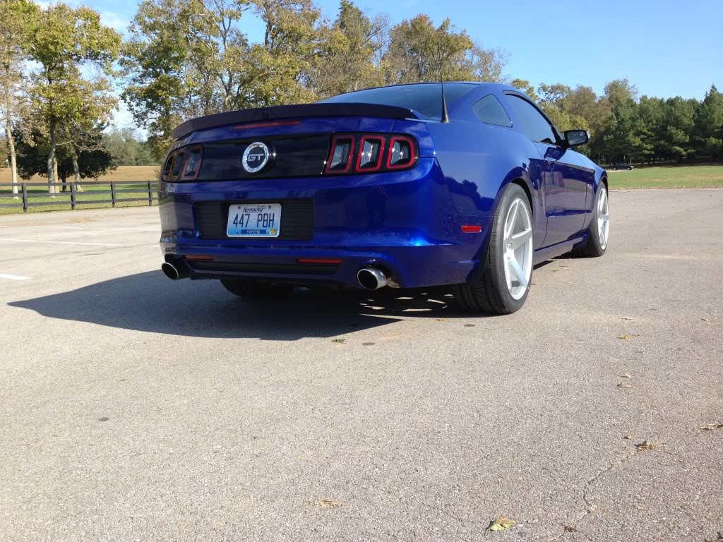 2012 Ford Mustang photo