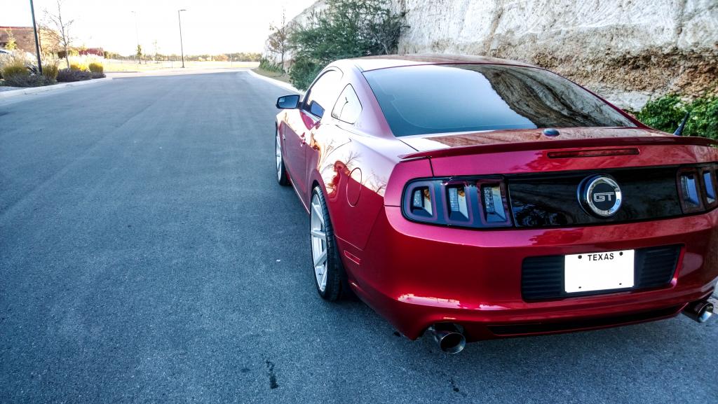 2011 Ford Mustang photo