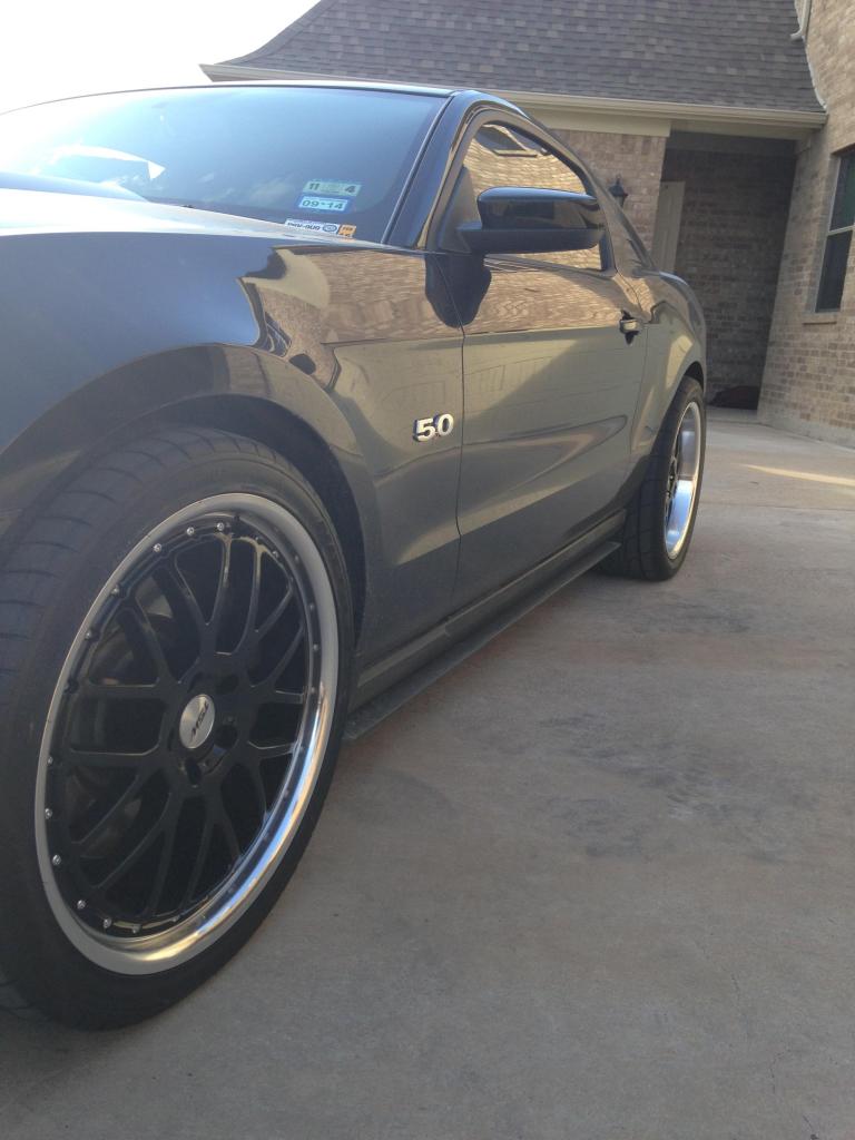 2012 Ford Mustang photo