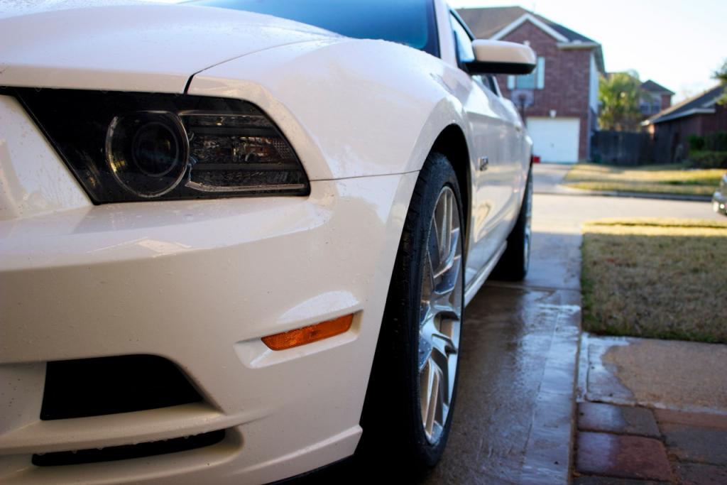 2011 Ford Mustang photo