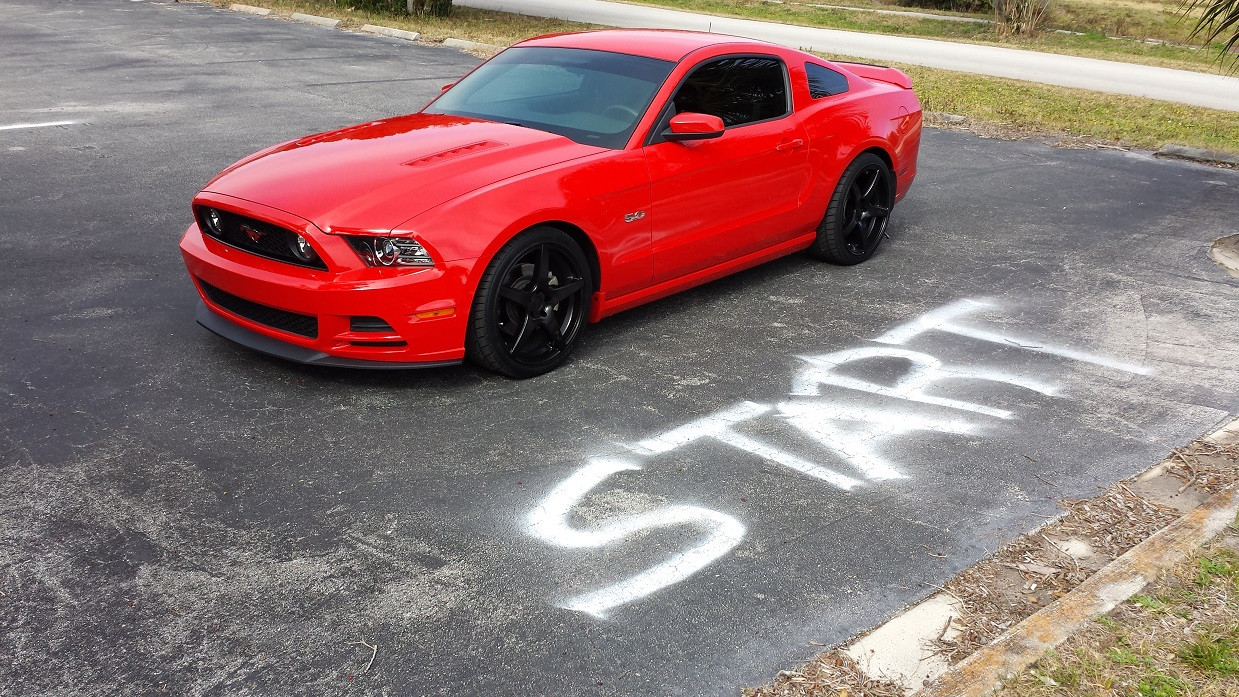 2012 Ford Mustang photo