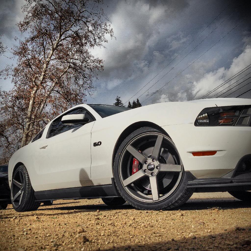 2011 Ford Mustang photo