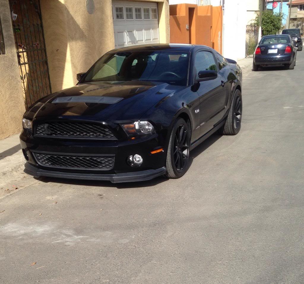 2012 Ford Mustang photo