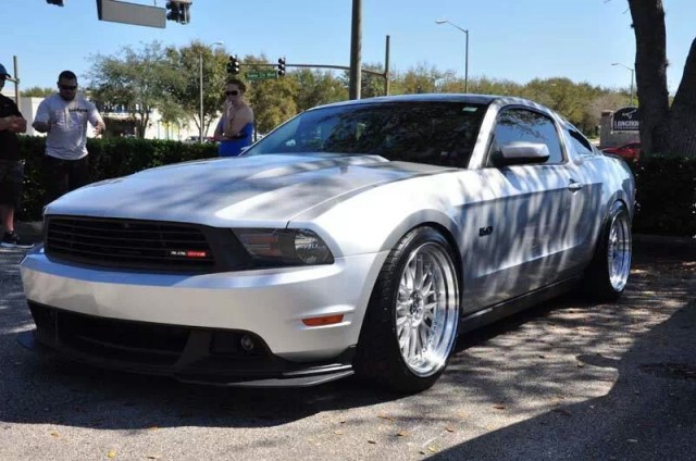 2013 Ford Mustang photo