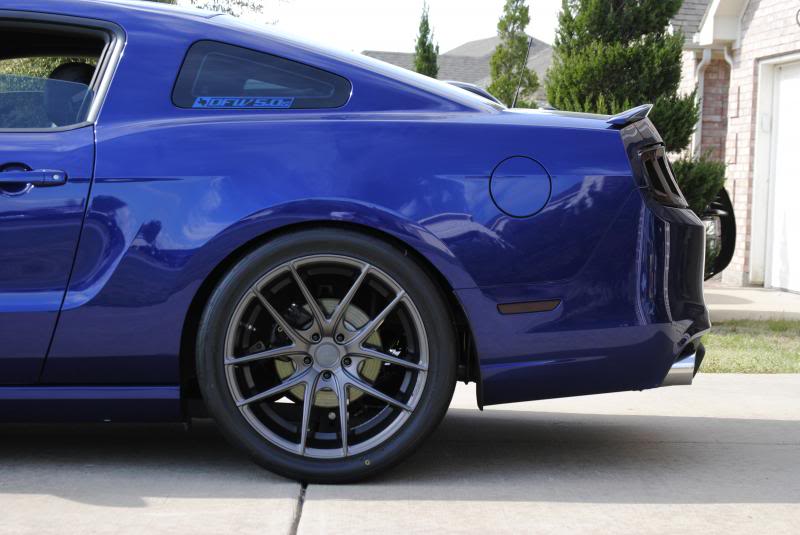 2011 Ford Mustang photo