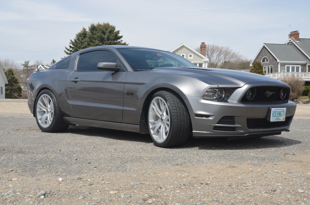 2012 Ford Mustang photo