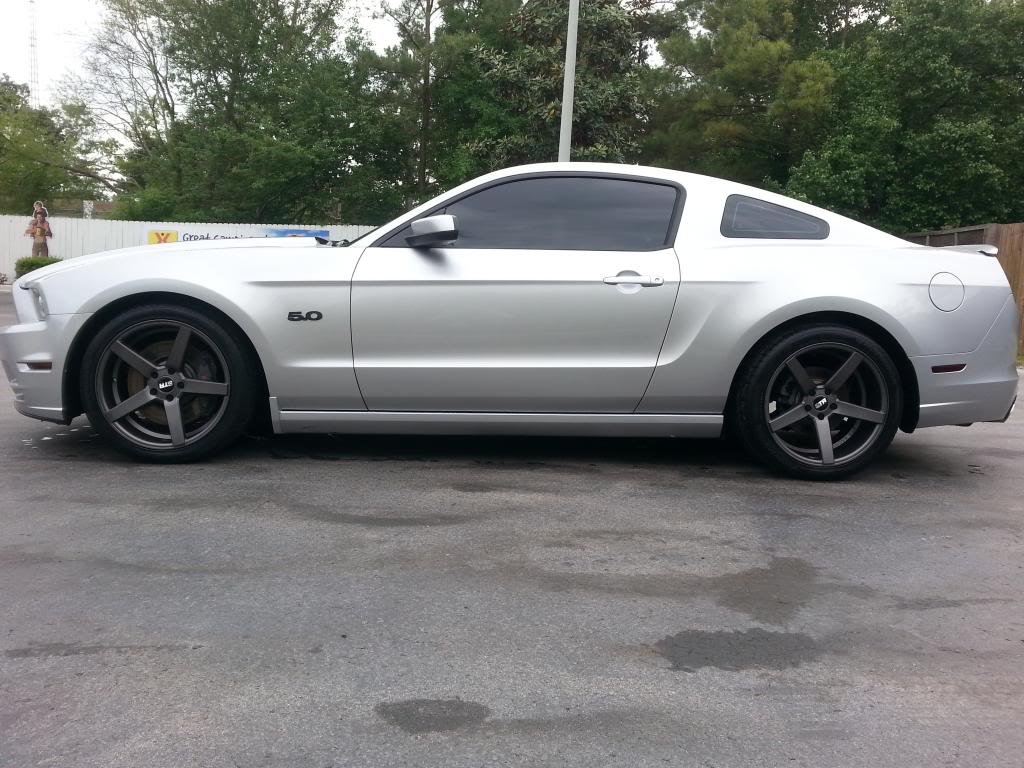 2011 Ford Mustang photo