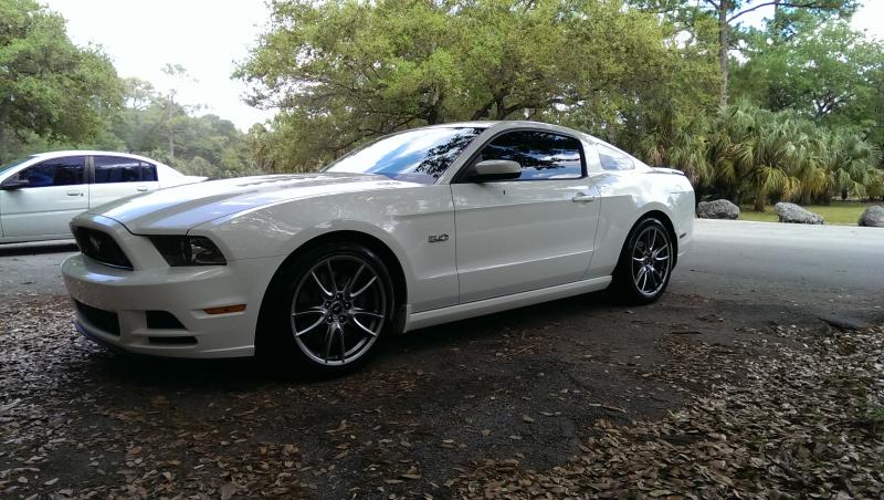 2011 Ford Mustang photo