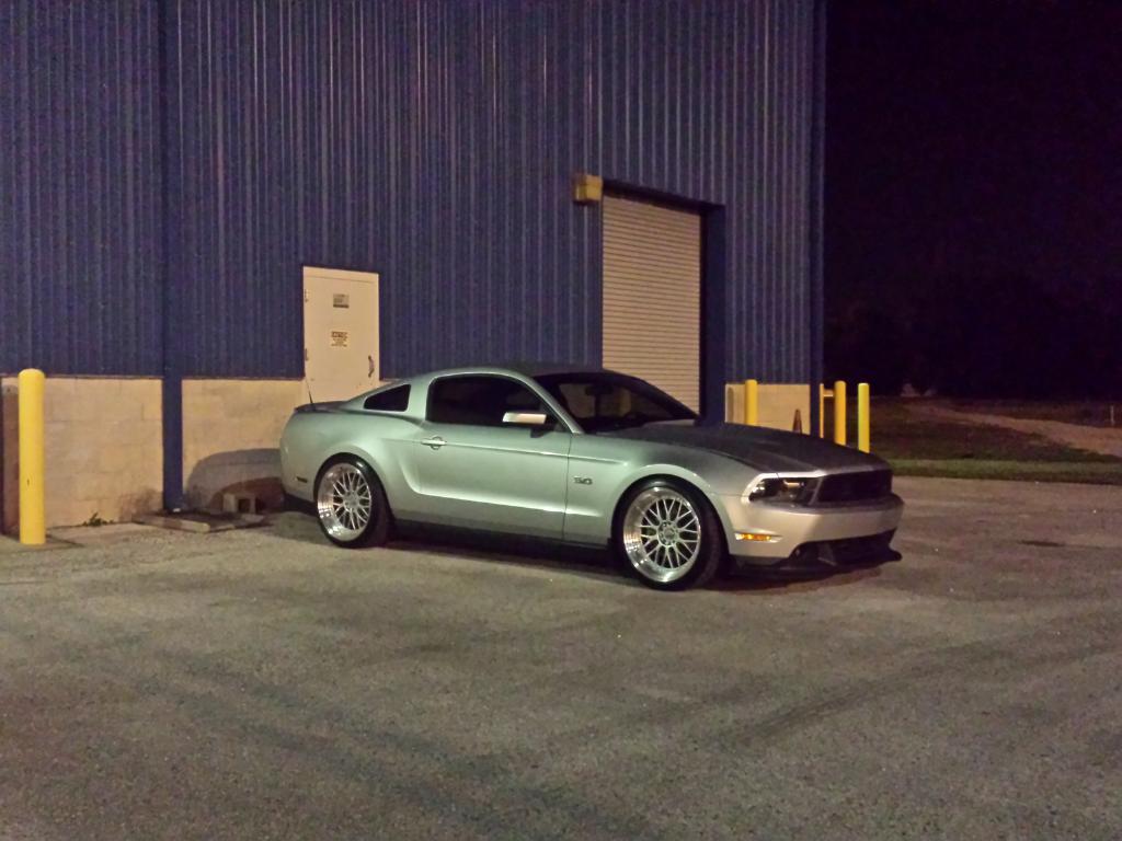 2011 Ford Mustang photo