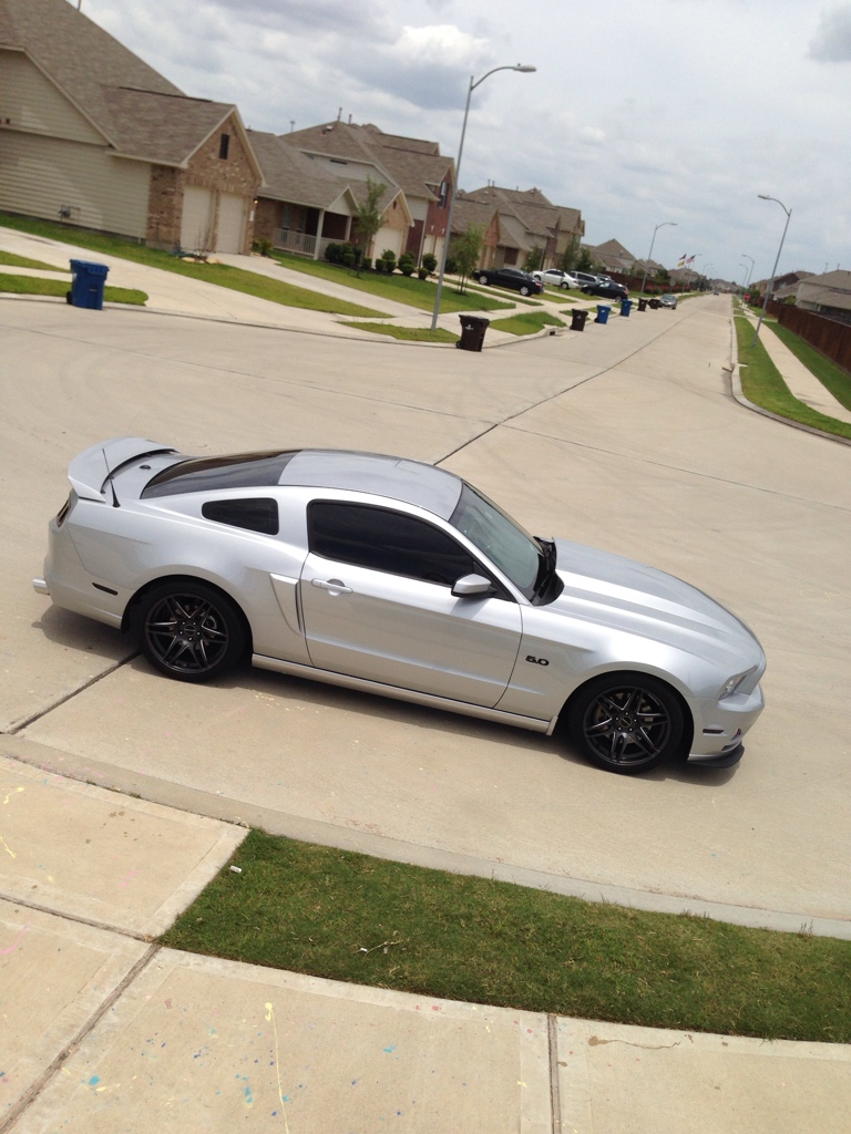2012 Ford Mustang photo