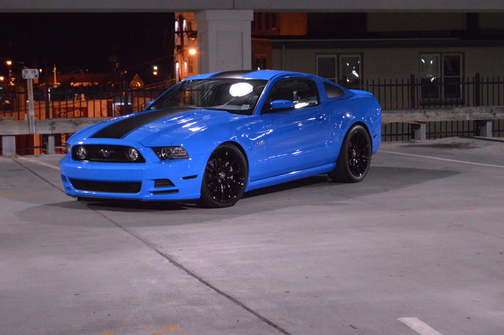 2012 Ford Mustang photo