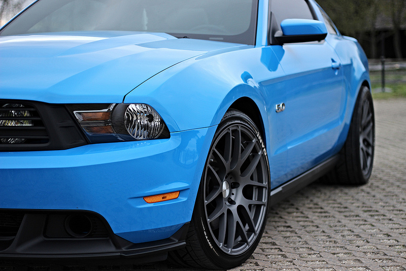 2012 Ford Mustang photo
